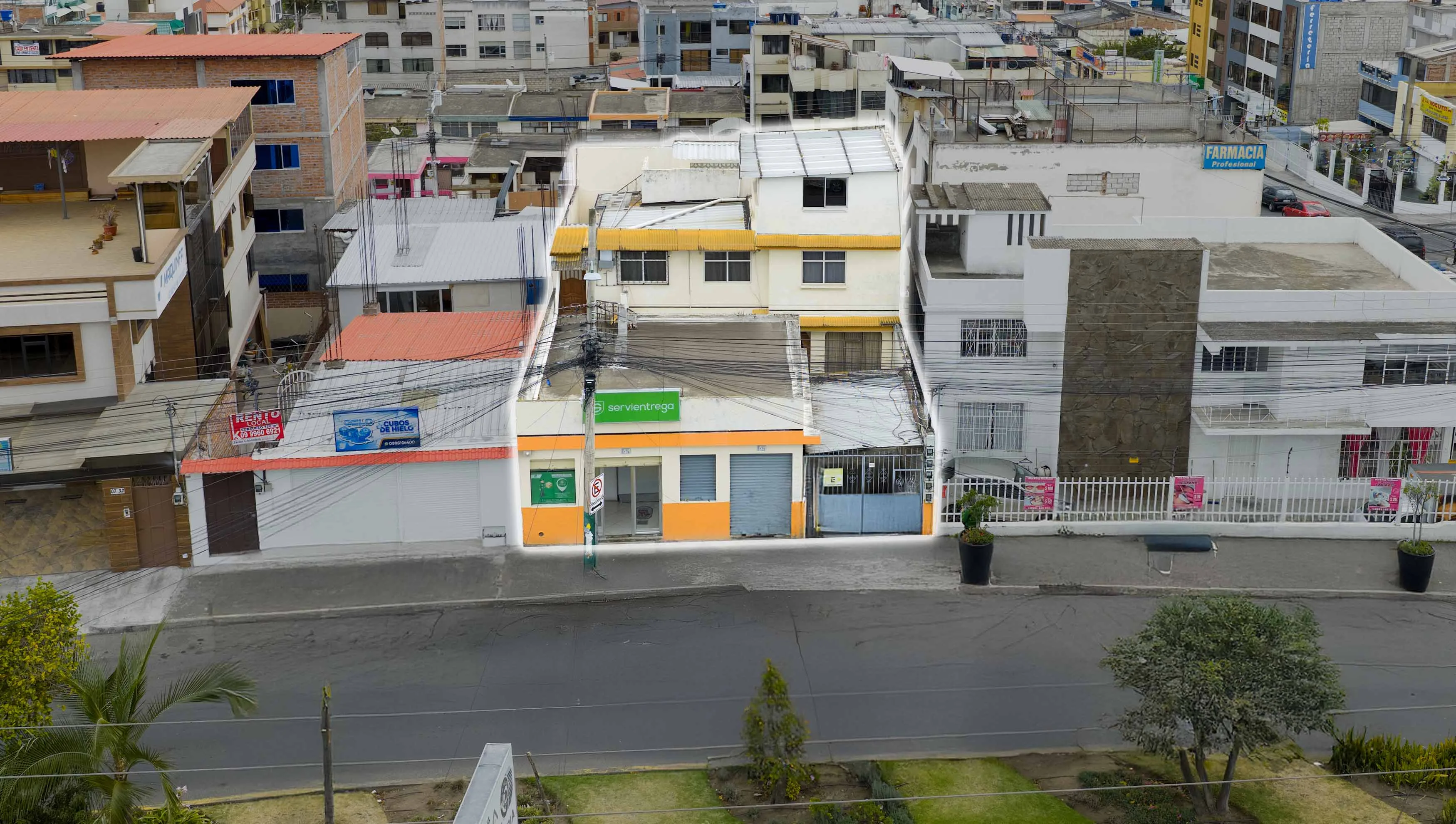 Casa Rentera en la Av. Rumiñahui , Ambato