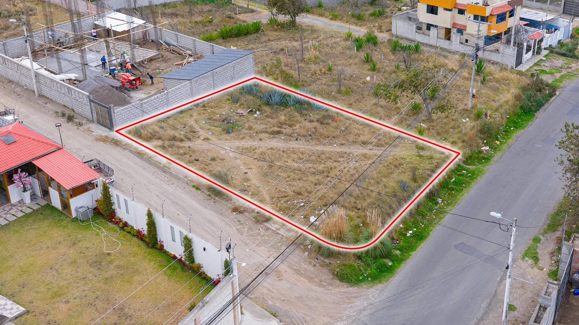 Terreno Esquinero en Bellavista Santa Rosa, Ambato