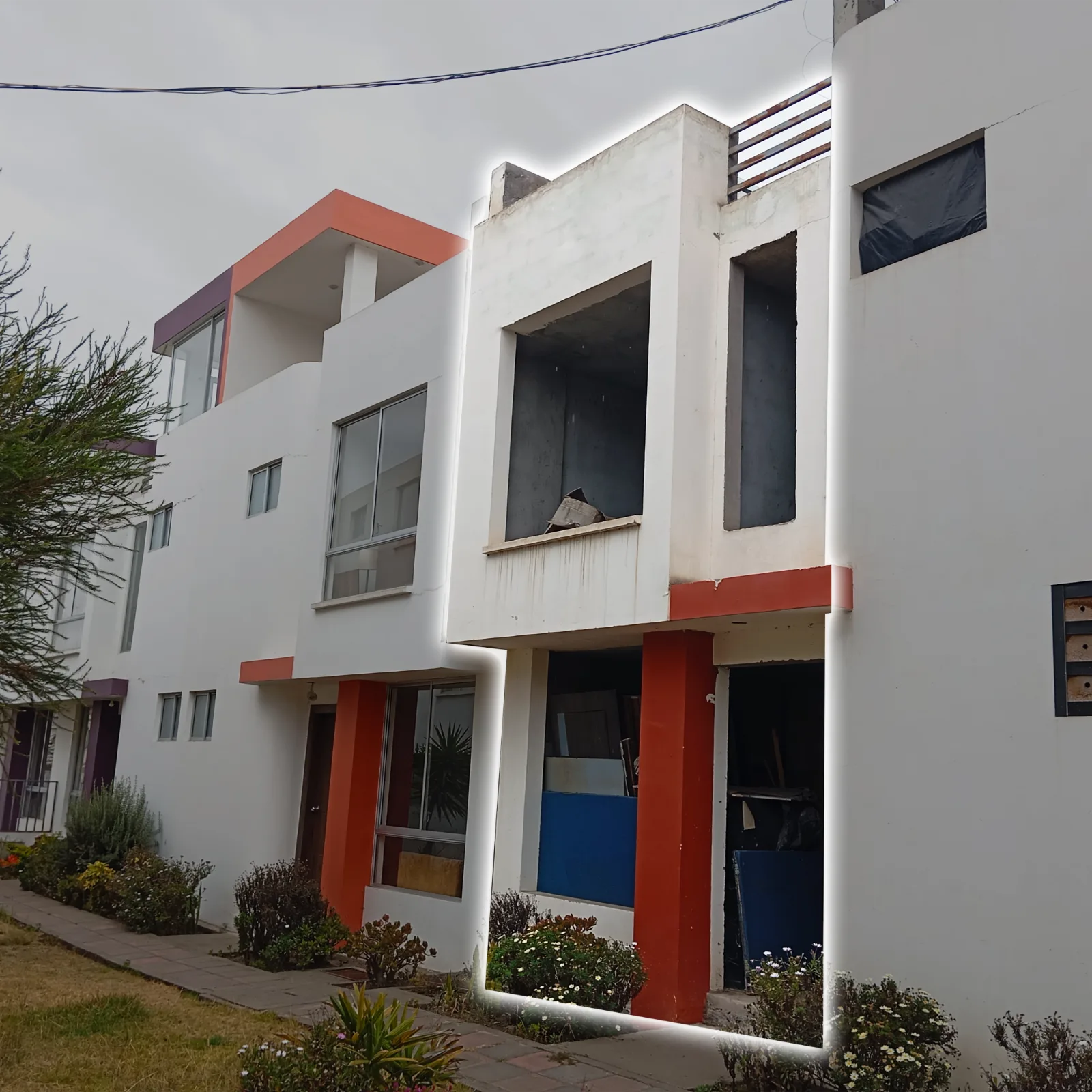 Casa en obra gris – Conjunto Reina Julia, Riobamba