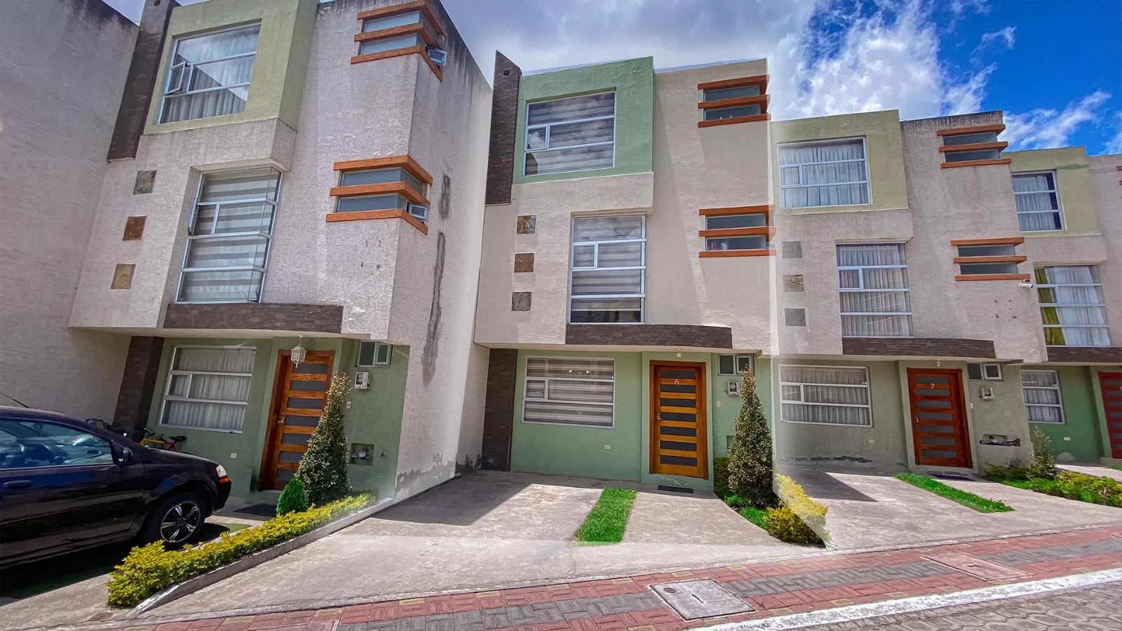 Casa en Conjunto Angelmo – Huachi Loreto