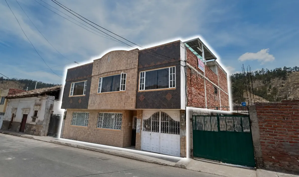 Casa Rentera Centro de Yaruquíes – Riobamba · Propiedades Comerciales en Yaruquíes