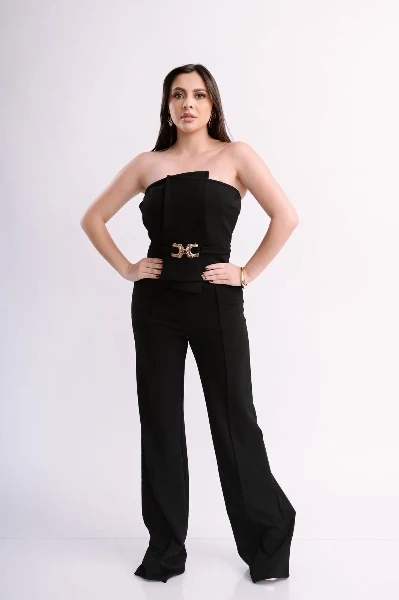 Enterizo Negro con detalle dorado