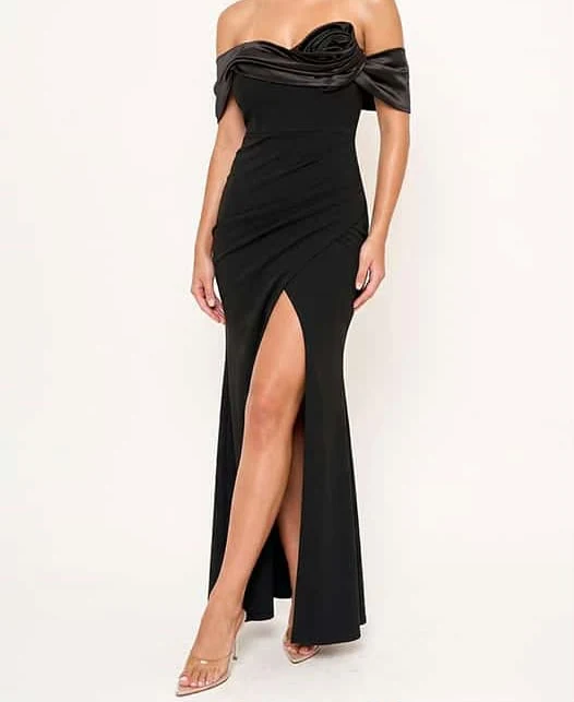 Vestido Negro con flor